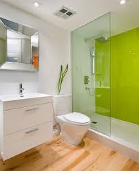 Glas Statt Fliesen Im Bad Pflegeleicht Und Dekorativ Bathroom Interior Bathroom Design Small Small Bathroom