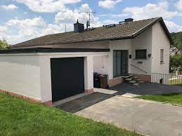 Einfach die auswahl der angebote durch. 4 Zimmer Wohnung Zu Vermieten Alter Weg 8 35789 Wolfenhausen Weilmunster Mapio Net