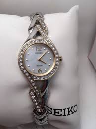 Places jakarta, indonesia shopping & retailaccessoriesjewelry & watches store toko jam tangan seiko original. 8 Jam Tangan Seiko Untuk Wanita Ini Pasti Membuat Penampilanmu Makin Serasi