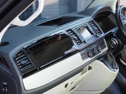 As you can see a tweezers and brush with oil are. Van X T6 Comfort Styling Kit