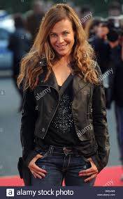 Alarm fr cobra 11 die autobahnpolizei s34e07 einsame entscheidung hdtv xvid fqm. Schauspielerin Sonja Kirchberger Stellt Bei Der Premiere Der Pilotfilm Alarm Fur Cobra 11 Engel Des Todes