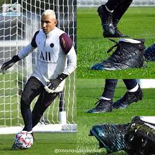A blessing actually our entire squad? Keylor Navas Wieder Bei Adidas Nur Fussball