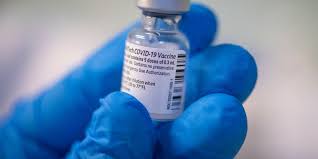 Το εμβόλιο της αμερικανογερμανικής κοινοπραξίας pfizer/biontech έχει αποτελεσματικότητα 94. Embolio Pfizer Shmera H Synedriash Gia Thn Egkrish Toy Sthn Eyrwph Thn Kyriakh 3ekina O Emboliasmos Kosmos Iefimerida Gr