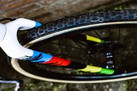 Van der poel sr actually represented the netherlands at the 1980 moscow olympics, finishing seventh in the men's road race. Cyclocross Bike Von Mathieu Van Der Poel Canyon Inflite Cf Slx