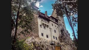 Al castillo de bran, también se le llama el castillo de drácula , es el que inspiro la historia del libro. Asi Luce El Interior Del Mitico Castillo De Dracula Kienyke