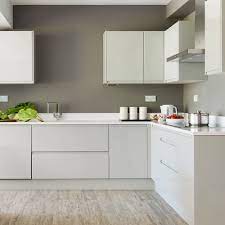 Here's an overview of the three types of cabinets in broad price segments that you'll find at stores. Kitchen Cabinets What To Look For When Buying Your Units