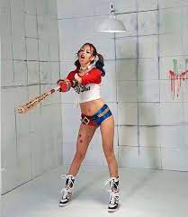 Harley in the nuthouse
