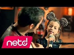 Mustafa Ceceli Sevgilim Sevgilim Saclarini Tarayip Gerdanini Oksayip Ninniler Soyleyip Dizlerimde Uyutsam Seni Sevgilim Kader Songs Music Is Life Youtube