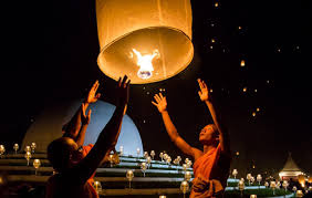 New Year S Eve In Chiang Mai A Thousand Lanterns And Wishes In The Sky Floating Lantern Festival Travel Tours Chiang Mai
