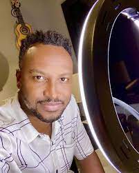 Pensei que era volta péricles e liniker se unem no primeiro clipe do projeto 'youtube black voices' hoje é aniversário do melhor cantor do brasil 🇧🇷… meu irmão e ídolo… o rei pericasso! Thiaguinho Em Isolamento Social O Cantor Exalta A Fe Comenta Perdas Saudades E Vibra Com Novo Projeto Heloisa Tolipan Heloisa Tolipan