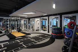 Google Image Result For Https Www Bestdesignprojects Com Wp Content Uploads 2019 01 An Inside Tour Into The Modern Gym Project Luxury Gym Best Gym Gym Design