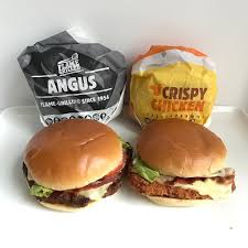 Burger king is once again offering the steakhouse king at participating locations for a limited time. The Steakhouse Angus And Roadhouse Snack News Reviews Facebook