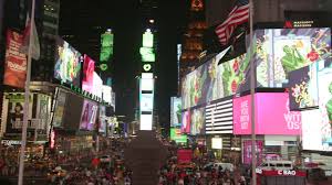 You find various shopping cneters at time square ranging from apparels, jewelries and leather goods. Times Square Midnight Moment Jl