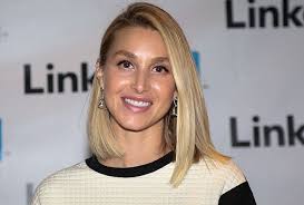 What is whitney port's shoe size? Whitney Port Bio Age Height Instagram Net Worth 2021