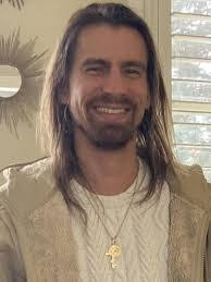 Casey Gragg's Instagram, Twitter & Facebook