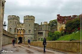Suchen sie nach schloss windsor mit blauem hintergrund. Windsor Castle Berkshire Locations In Uk Forum Discover America