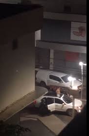 A quadrilha assaltou agências bancárias. Bfxvyexqbroq9m