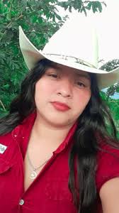 arely cortez (@.arely.cortez2025)