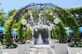 How To Plan For An Outdoor Wedding Decorations Like A Pro In 2020 Outdoor Wedding Centerpieces Outside Wedding Decorations Beautiful Wedding Decorations