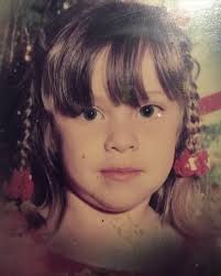 Ésta Bebé, hoy cumple 31 Años ✨🥳 Brindo por la vida de Dios deposita en  mi, para poder continuar dándolo TODO sonriendo los 365 días desde un 10 de  Febrero de 1994.