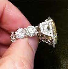Floyd mayweather and conor mcgregor will clash on august 26 in las vegas and it will be televised live on sky sports box office, the station have today confirmed. Floyd Mayweather Gives Daughter 18 Carat Canary Diamond Ring For Her 18th Birthday The Jeweler Blog