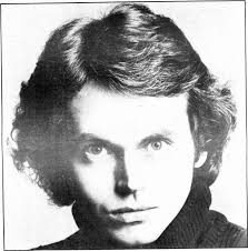 W WRL/New York Drops Numbered Playlist As Trend Gains Momentum Polydor  Country Roster Absorbed By Mercury Arbitron Radio Advisor