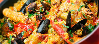 Un piatto molto ricco e saporito a base di riso,verdure,carne e pesce.scopri gli ingredienti e i suggerimenti per cucinare la. Ricetta Paella Di Pesce