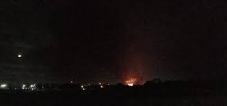 Earth hour yang diadakan di ru vi balongan dilaksanakan dengan melakukan pemadaman. Sapnz2xal6rglm