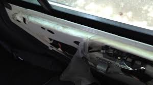 This came to a head last night when the drives door wouldn't unlock. Front Passenger Door Stuck In Locked Position Won T Open Land Rover Forums Land Rover Enthusiast Forum