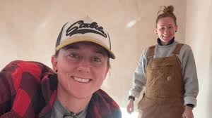 Exclusive) Kat Parsons explains why she got an all-female team to build her  house -