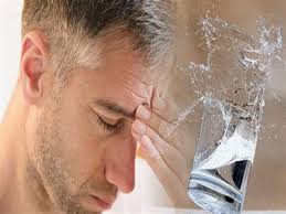 تصل للإغماء مضاعفات خطيرة يسببها الجفاف وإهمال شرب الماء ف الكونسلتو