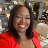 Lori Saucier's Instagram, Twitter & Facebook