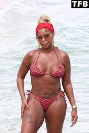 Mary J. Blige Nude Photos & Videos 2025 | TheFappening
