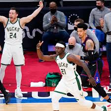 Point guard and shooting guard shoots: Bucks And Point Guard Jrue Holiday Agree To Deal Wluk