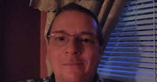 Mark Bloss's Instagram, Twitter & Facebook