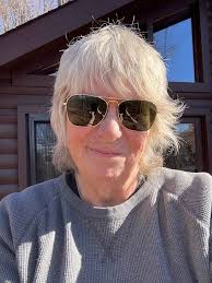 Speaker with a disappointed face