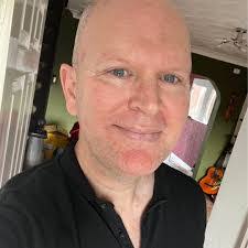 Daniel Carata's Instagram, Twitter & Facebook