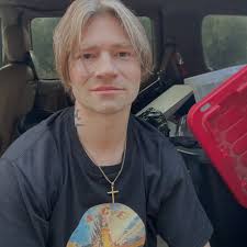 Today I left for Alaska! I'm currently in Canada #alaskanbushpeople