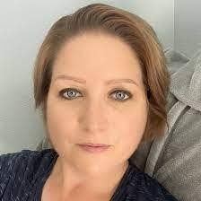 Mitzi Foley's Instagram, Twitter & Facebook