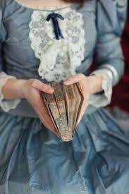 الموضة الفيكتورية الاناقة في العصر الفيكتوري Fairy Tales Photography Inspiration Princess Aesthetic