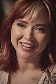 Eva Ray's Instagram, Twitter & Facebook