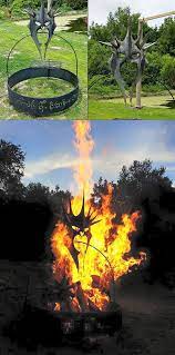 Via geek girls, this eye of sauron fire pit was created by etsy seller imagine metal art.it's not inexpensive, but it's no wonder since it's about five feet high and two feet wide and made from heavy gauge steel. Sauron Fire Pit And 13 More Interesting Images You Probably Haven T Seen Before Techeblog