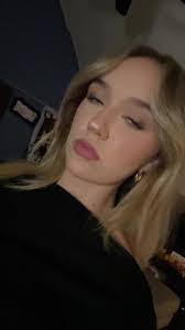 Lashai Hill's Instagram, Twitter & Facebook