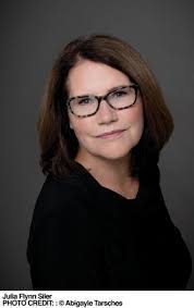 Julia Flynn's Instagram, Twitter & Facebook