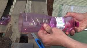 Image result for plašič krtků z pet lahve