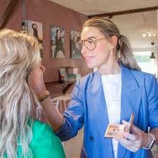 KIKKI HAIR & FASHION