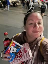 What is the parking situation and walking distance to restaurants and  entertainment at the Marquee in New Orleans?