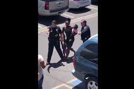 Phoenix Police Threaten To Shoot A Pregnant Woman After Her Daughter Reportedly Stole A Doll Pregnant Women Police Pregnant