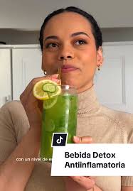 Señora Come Jengibre Y Le Pica