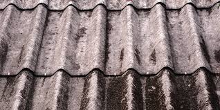 Karena asbes mampu menyerap panas maka penggunaan asbes seng gelombang ini sangat tidak disarankan untuk di wilayah yang panas. Cara Mencegah Bahaya Asbes Di Dalam Dan Luar Ruangan